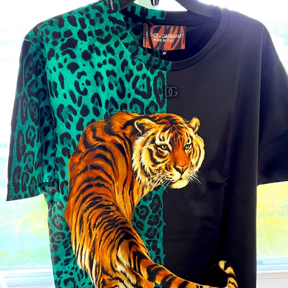 トップス archive dolce&gabbana tiger t-shirt Dolce & Gabbana | Shirts | Mens Dolce Gabbana Tshirt | Poshmark
